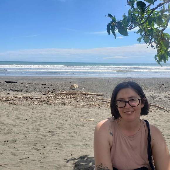 Meet your Posher, Kelly - Picture 1 of 1